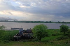 Río Paraguay sigue en niveles críticos y baja en Asunción