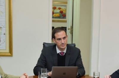 Rasmussen asegura que sesión extra es para blanquear pérdida de investidura