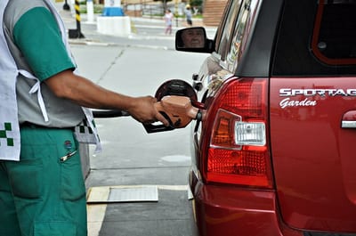 Petropar rebaja precios y privados siguen la corriente