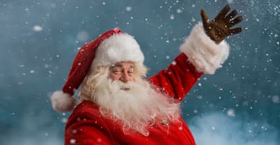 Maestra fue despedida por revelar a sus alumnos que no existe Papa Noel