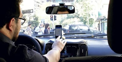 Conductores denuncian acoso de pasajeros en plataformas de viajes