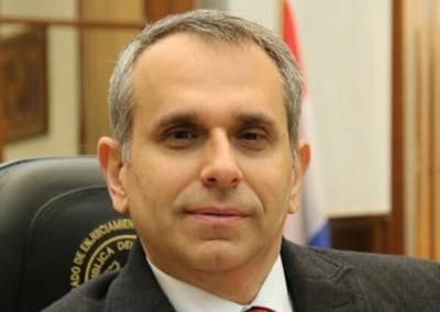 Cardenal solicita desvinculación de Kriskovich de Universidad Católica