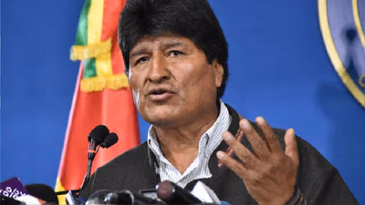 Atacan vehículo de Evo Morales en Bolivia: 18 disparos recibidos