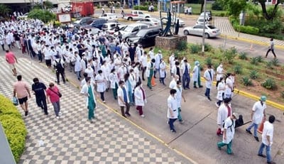 Sancionan proyecto de ley que dignifica salario y carga horaria de médicos