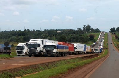Gremios rechazan “injerencia política” en protesta de camioneros