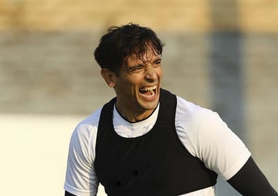 Olimpia declara “intransferible” a Roque, reportan