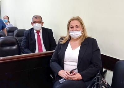 Tribunal absuelve a María Esther Roa