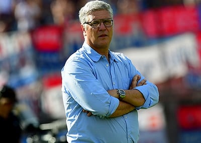 Álvaro Gutiérrez suena como nuevo DT de Olimpia