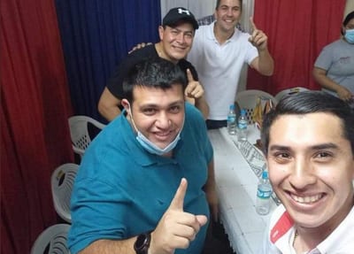 Peña participa de campaña de condenado y dice que no es precandidato