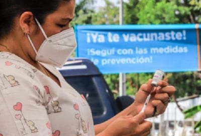 Covid-19: Anuncian vacunación casa por casa antes de fin de año