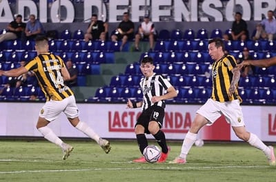 Libertad vence a Guaraní y le da una mano a Cerro