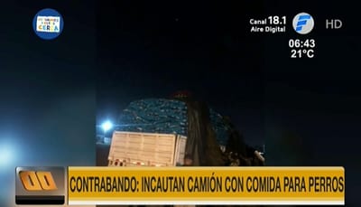 Conductor abandona camión cargado con 25 toneladas de balanceados