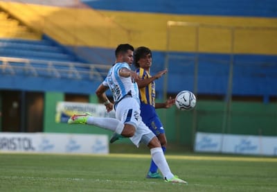 Guaireña supera a Luqueño y sale del fondo
