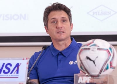 Barros Schelotto convoca a dos jóvenes de Olimpia 