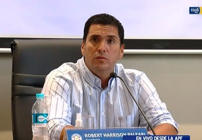 Harrison descarta renuncia y confirma que culminará su mandato