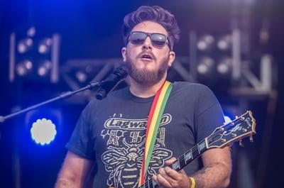Pablo Blaya lanza su disco en solitario “Debajo del ruido”