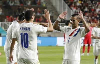 Paraguay empata ante Corea con dos goles de Almirón 