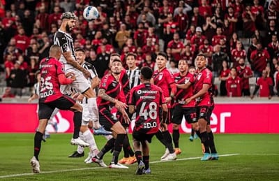 Libertad cae de visita ante Paranaense 