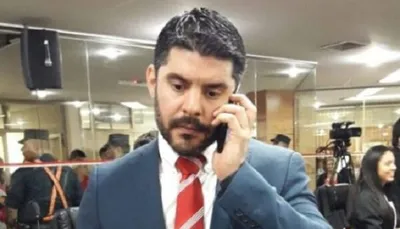 Nenecho en la cuerda floja: desacato podría costarle el cargo