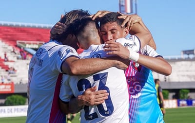 Cerro Porteño gana con lo justo y continúa en la pelea