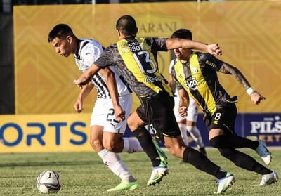 Libertad remonta y vence a Guaraní 