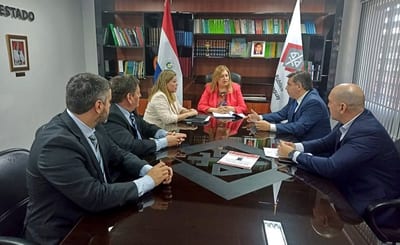 Quiñónez se reúne con fiscales tras ofrecimiento de recompensa de EE.UU. en caso Pecci