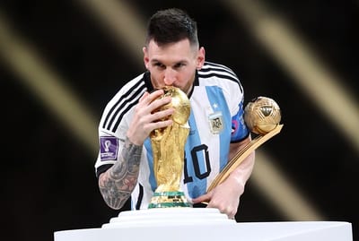 El mundo se rinde a Messi: ¿Es el mejor deportista de la historia? 