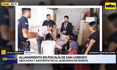 Detienen a asistente fiscal y dos abogadas por pedido de dinero