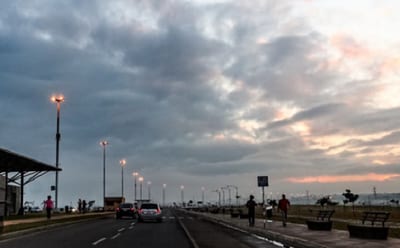 Se prevé un ambiente caluroso y chaparrones con tormentas eléctricas