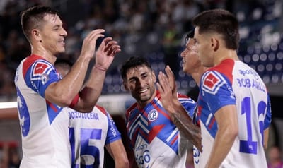 Cerro golea a Guaraní en el Defensores 