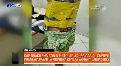 Detienen a brasileña que tenía armas y cargadores adheridos al cuerpo