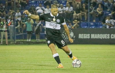 Olimpia saca agónico triunfo ante el colero 