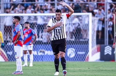 Libertad vapulea a un desconocido Cerro Porteño 