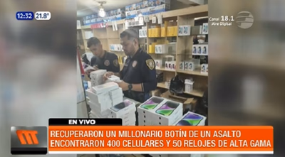 Incautan 400 celulares iPhone y relojes robados en Pedro Juan