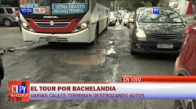 Reportan gran cantidad de baches en avenidas principales de Asunción