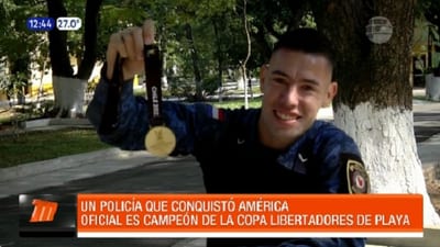 Suboficial de Policía es campeón de la Copa Libertadores en fútbol de playa