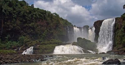 Turistas son asaltados en Saltos del Monday, según denuncia