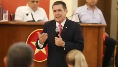 Horacio Cartes presenta denuncia ante la Fiscalía por “persecución política”
