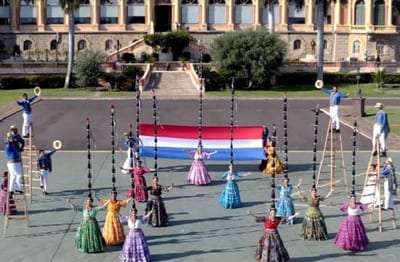 Buscan alzar 1.200 botellas para ingresar al Official World Record