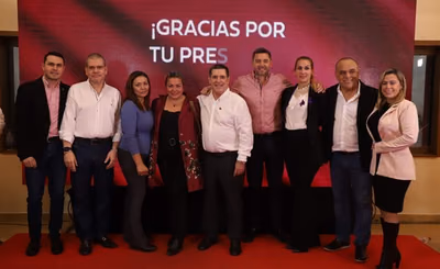 Tras renunciar al PCN, la senadora Zenaida Delgado aparece con Cartes