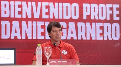 Presentan a Daniel Garnero como nuevo de DT de la Albirroja