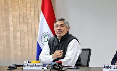 Ministro Ramírez critica protestas universitarias contra Ley Hambre Cero