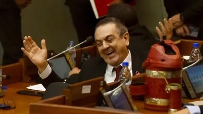 Esgaib se jacta de influir en cambio de embajador estadounidense