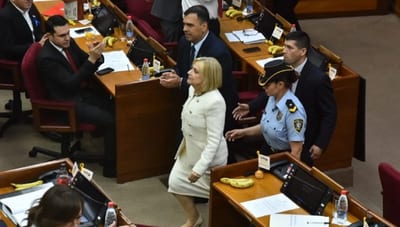 Alicia Pucheta promete “seguridad jurídica” tras juramento
