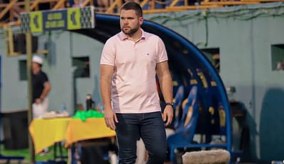 Ariel Galeano: DT más joven en ganar el Clausura