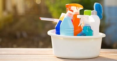 Disruptores endocrinos: Riesgo oculto en plásticos y cosméticos