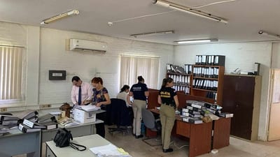 Fiscalía indaga irregularidades en licitaciones de Dinac