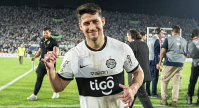Iván “Tito” Torres avanza en su carrera y va a Brasil