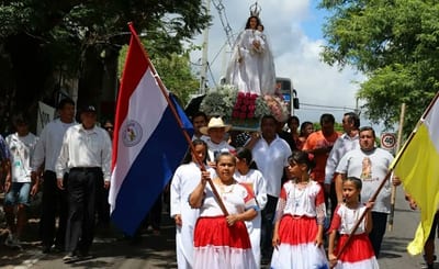Capiatá: Alistan más de G. 1.000 candiles para procesión de Virgen de la Candelaria