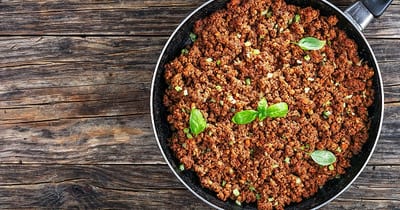 Recomiendan no dar carne molida a menores de cinco años